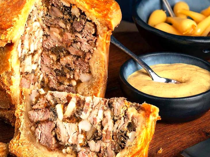 alsahafasd|Indulge in a Pie in Hartley: Enjoying local pies in Hartley.